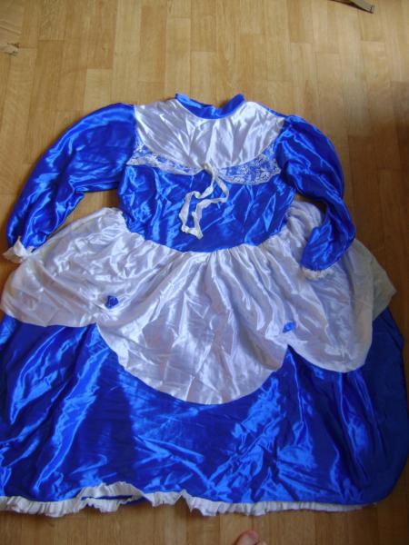 robe cosplay bleu et blanche